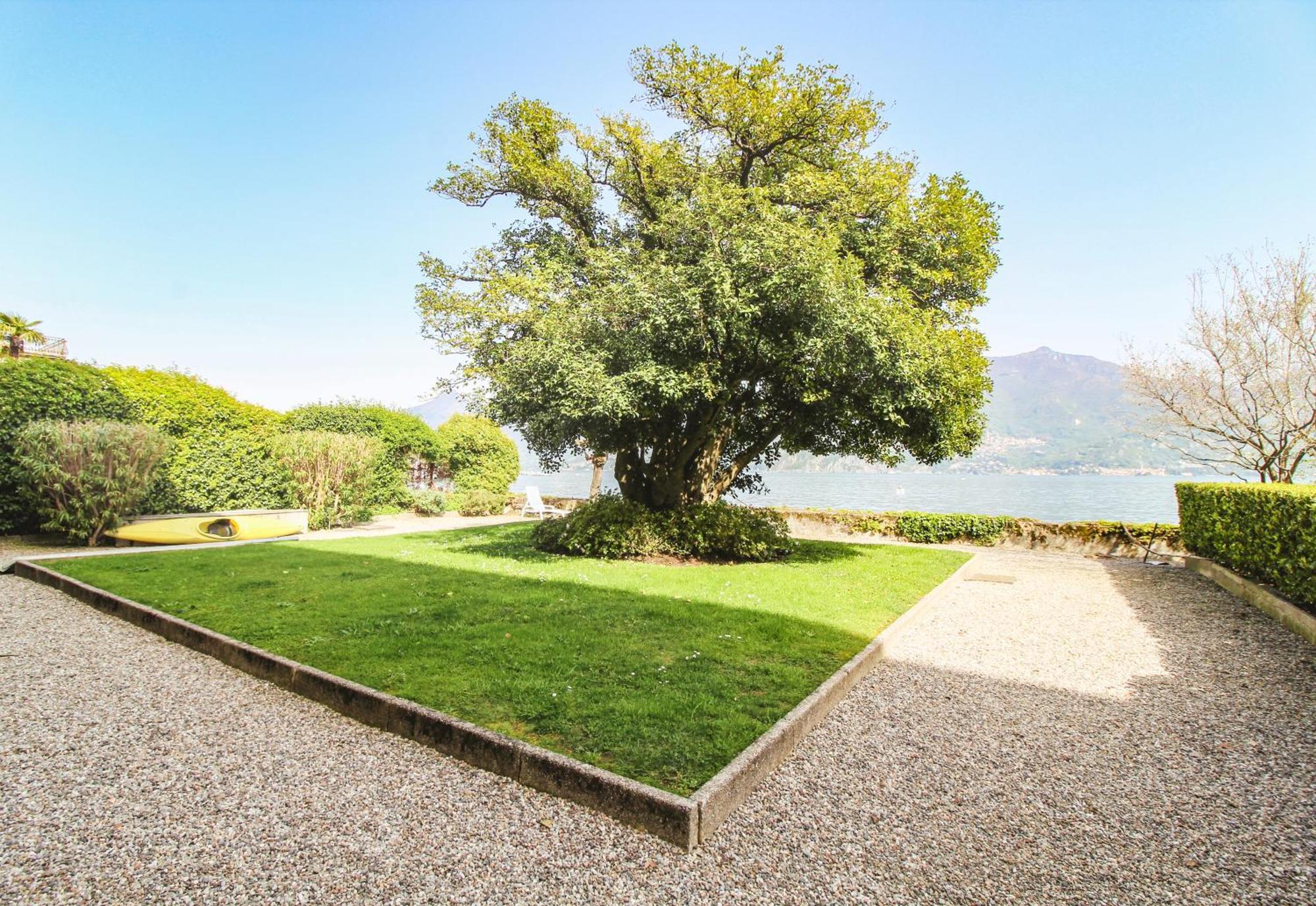 Ferienwohnung Lario Elegante Menaggio Exterior foto